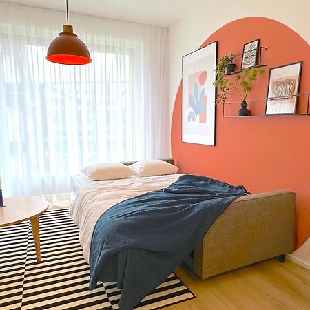 Design Apartment - Balcony, Free Parking, Yoga, 10 Mins To Center, By Gravity Prague Extérieur photo