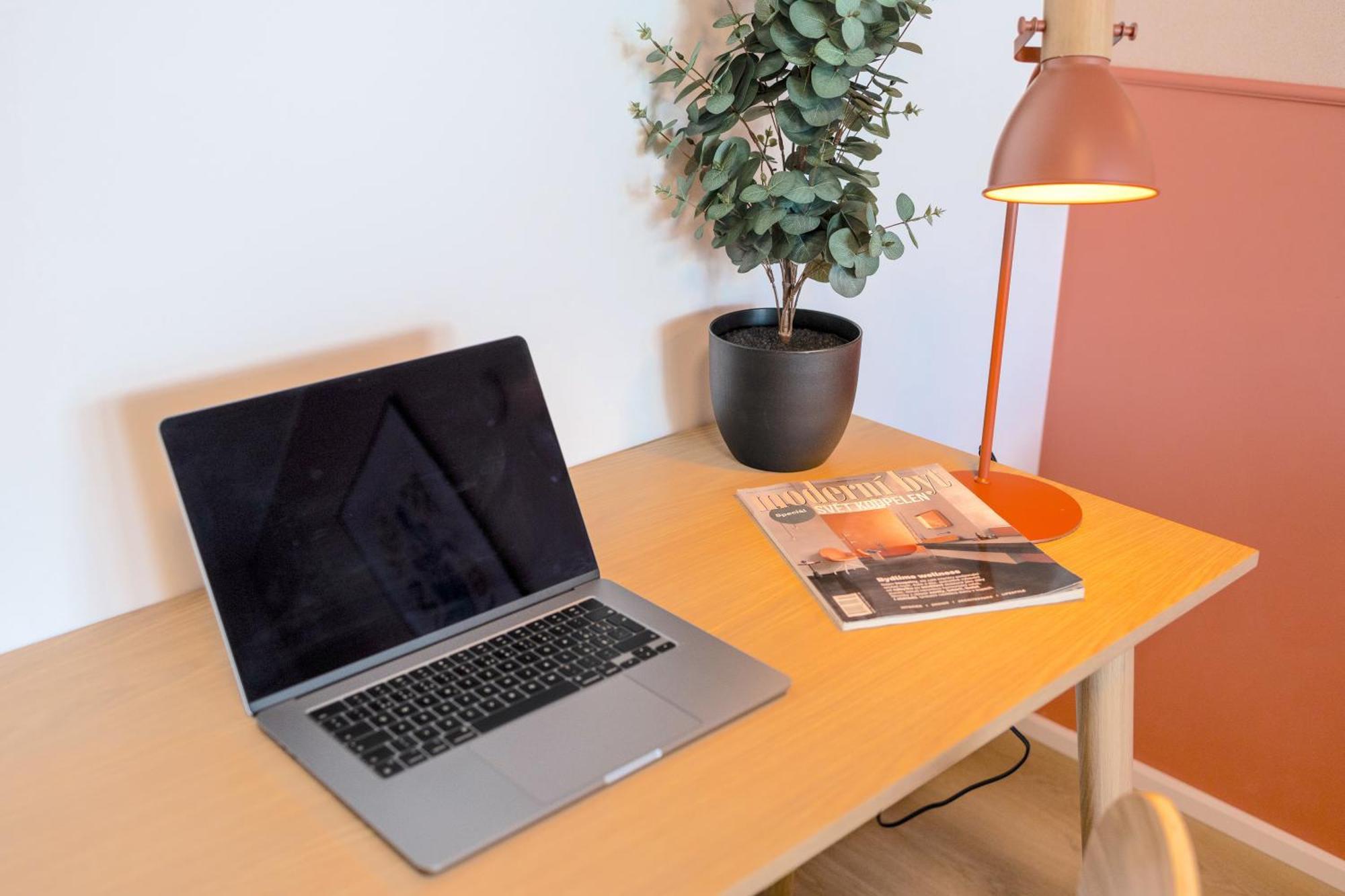 Design Apartment - Balcony, Free Parking, Yoga, 10 Mins To Center, By Gravity Prague Extérieur photo